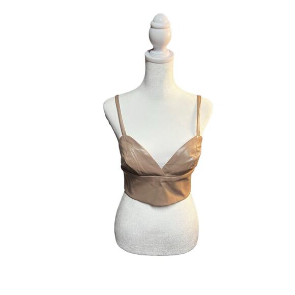 Elagia Womens Beige Vegan Leather Crop Top, Size Small, NWT - Picture 3 of 11
